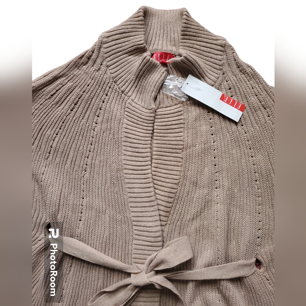 Elle Tie-Waist Cape Size L - Picture 4 of 4